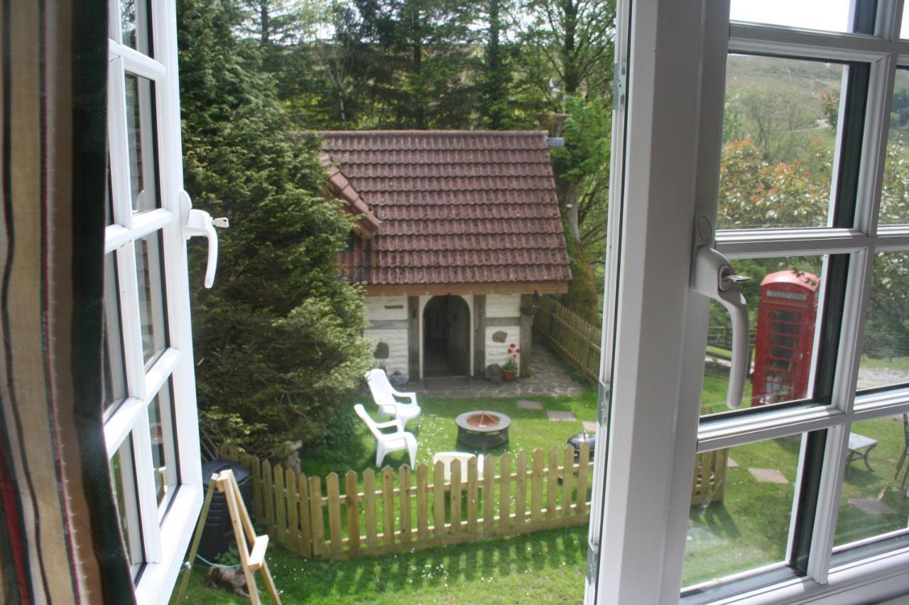 Coynant Farm Guesthouse - Farm Park Stay Swansea Exterior foto